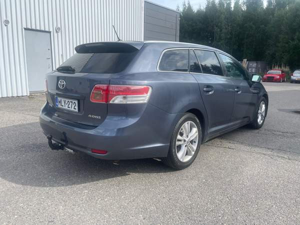 Toyota Avensis Espoo - photo 5