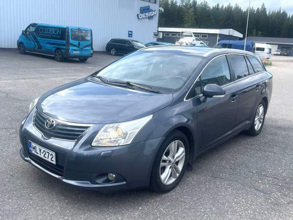 Toyota Avensis Espoo - photo 1