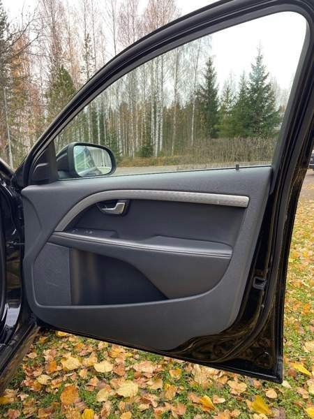 Volvo V70 Varkaus – foto 8