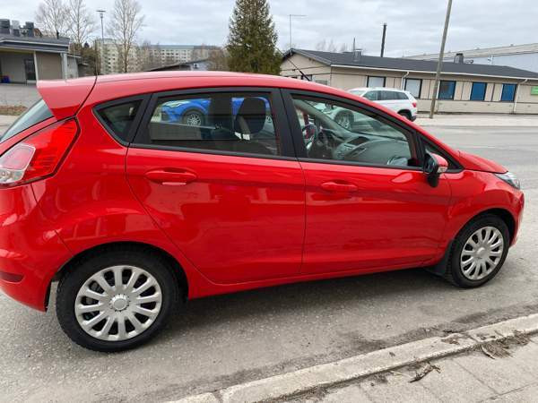 Ford Fiesta Турткуль - изображение 4