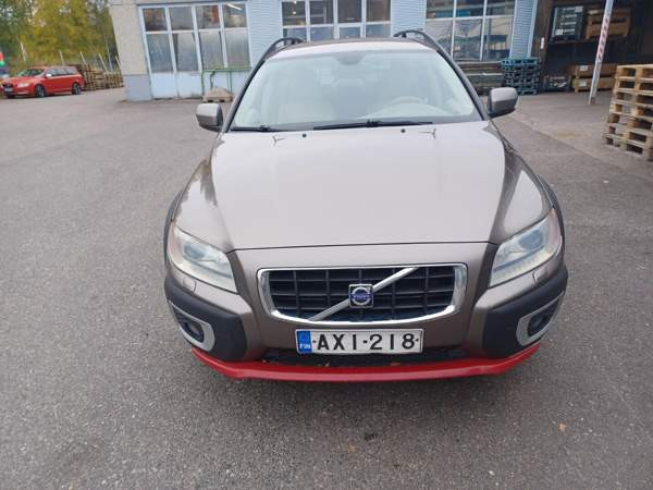 Volvo XC70 Glebychevo - valokuva 3