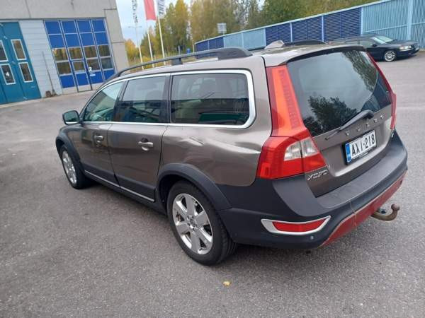 Volvo XC70 Glebychevo - valokuva 4