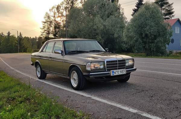 Mercedes-Benz 300 Lovisa - valokuva 1