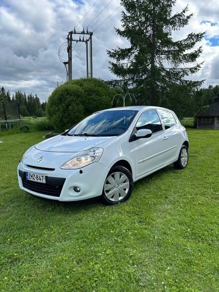 Renault Clio Сейняйоки - изображение 1