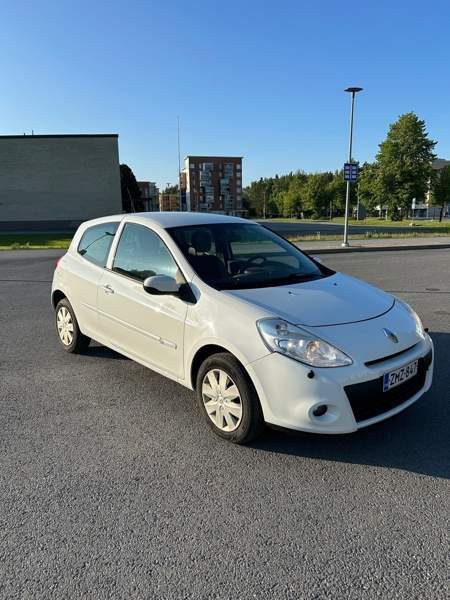 Renault Clio Сейняйоки - изображение 2