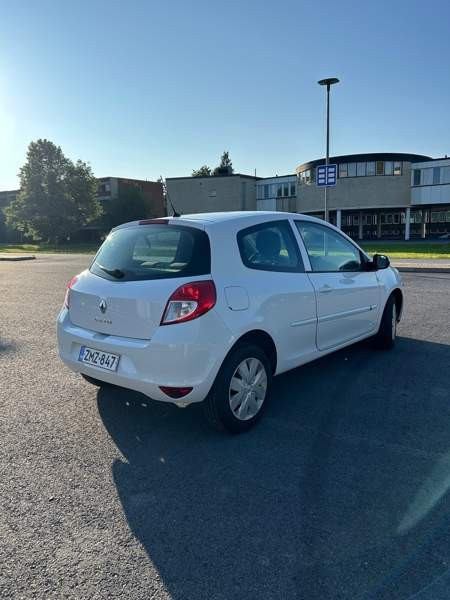 Renault Clio Сейняйоки - изображение 4