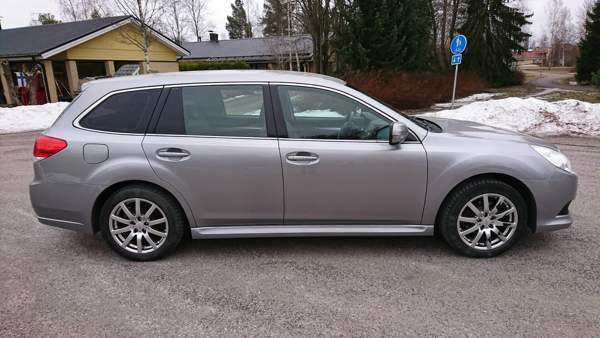Subaru Legacy Tuusula - photo 4