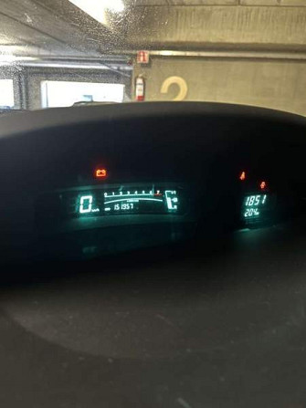 Toyota Yaris Turtkul - valokuva 6