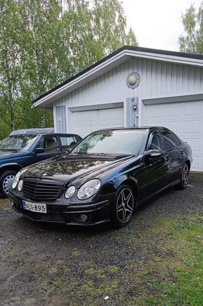 Mercedes-Benz E Oulu - valokuva 1