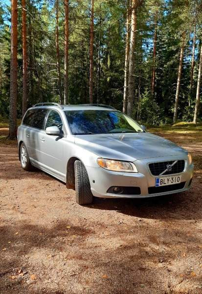 Volvo V70 Chukotskiy Avtonomnyy Okrug - valokuva 1