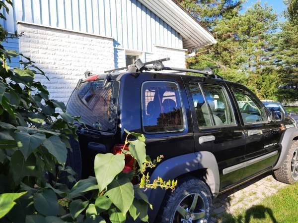 Jeep Cherokee Оулу - изображение 4