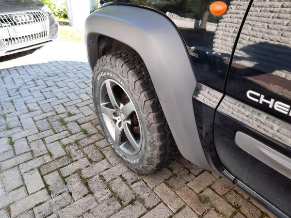 Jeep Cherokee Oulu - valokuva 5