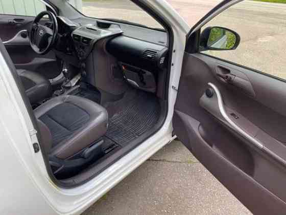 Toyota Iq Мянтсяля