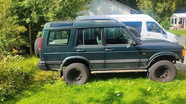 Land Rover Discovery Yloejaervi - valokuva 4