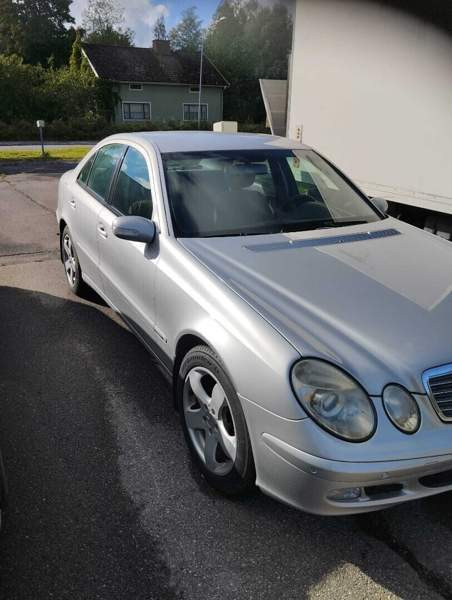 Mercedes-Benz E Jaemsae - valokuva 2