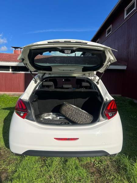 Peugeot 208 Kannus - изображение 5