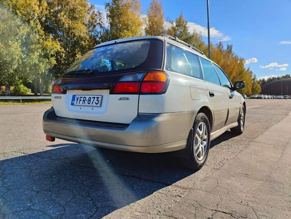 Subaru Legacy Tampere - valokuva 5