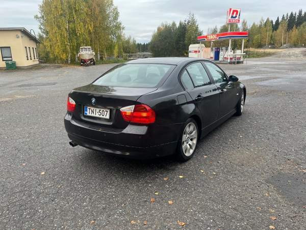 BMW 325 Mikkeli - valokuva 4
