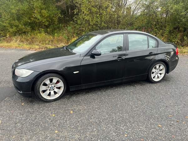 BMW 325 Mikkeli - valokuva 1