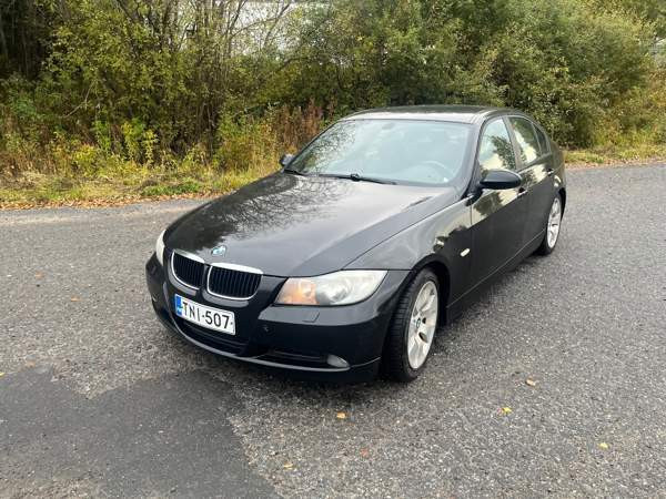 BMW 325 Mikkeli - valokuva 2