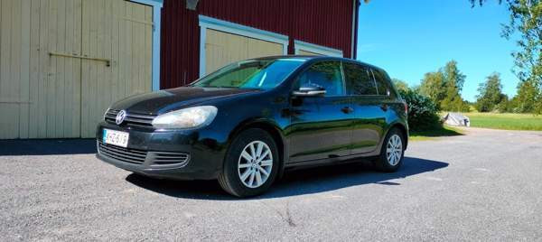 Volkswagen Golf Lieto - valokuva 1