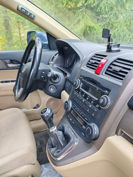 Honda CR-V Sarov - valokuva 4