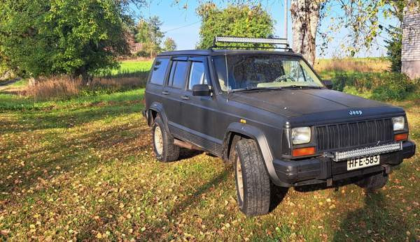 Jeep Cherokee Tohmajärvi - valokuva 1