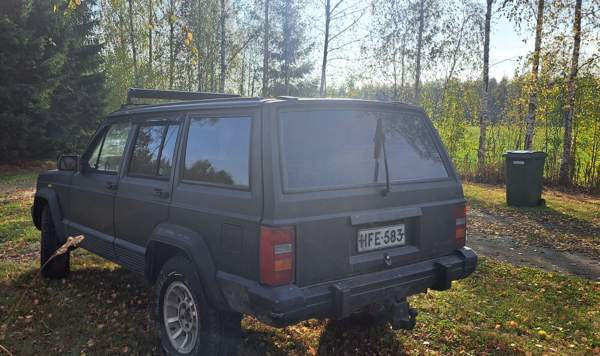 Jeep Cherokee Tohmajärvi - valokuva 4