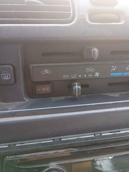 Toyota Hiace Kouvola - valokuva 7