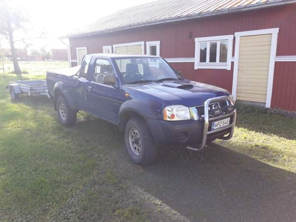 Nissan King Cab Tornio - valokuva 2