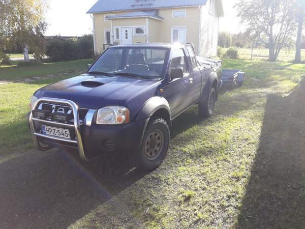 Nissan King Cab Tornio - valokuva 1