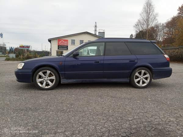 Subaru Legacy Turtkul - valokuva 4