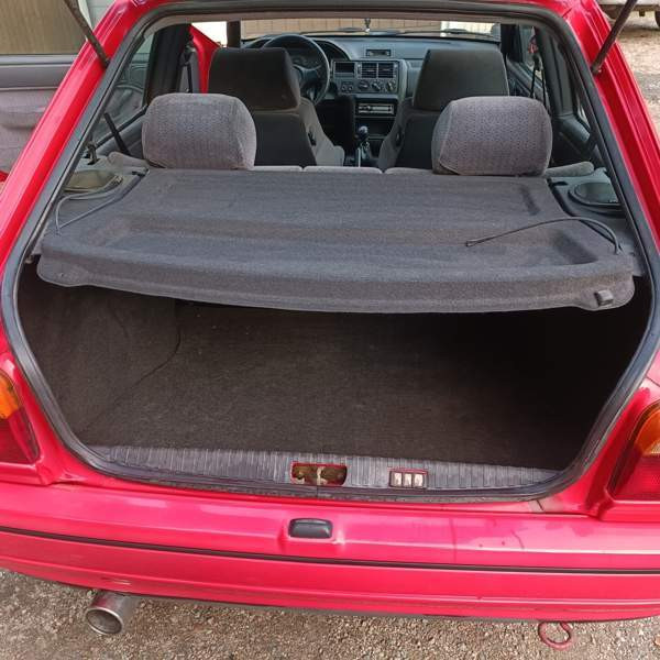 Ford Escort Луга - изображение 8