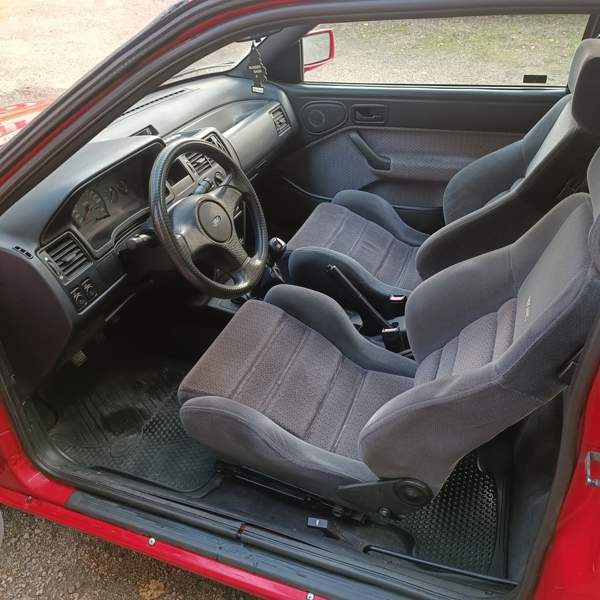 Ford Escort Луга - изображение 5