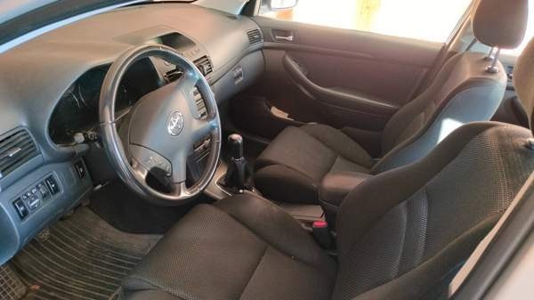 Toyota Avensis Kokkola - valokuva 3