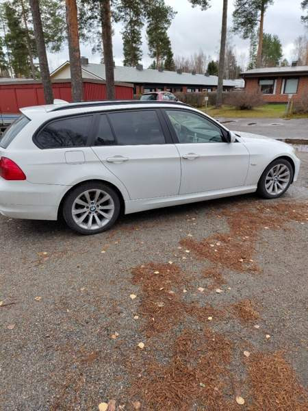 BMW 320 Outokumpu - valokuva 6