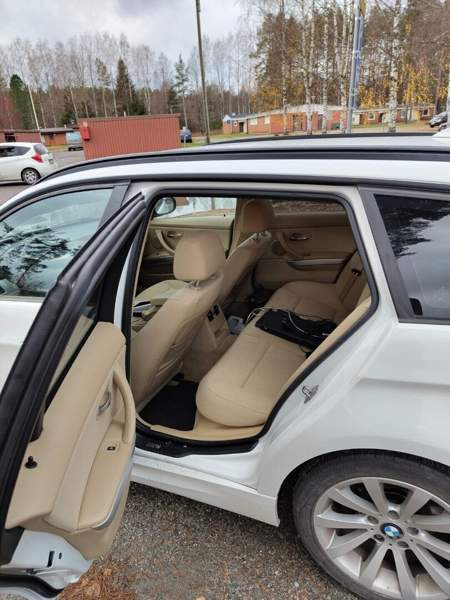 BMW 320 Outokumpu - valokuva 7