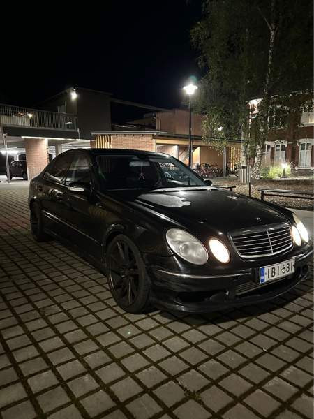 Mercedes-Benz E Oulu - valokuva 5