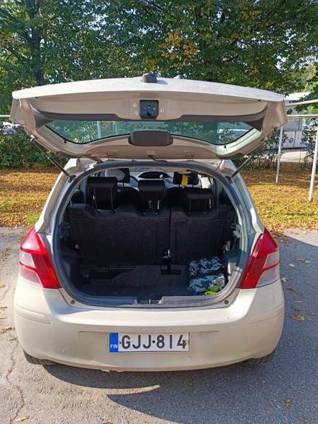 Toyota Yaris Kuopio - valokuva 7