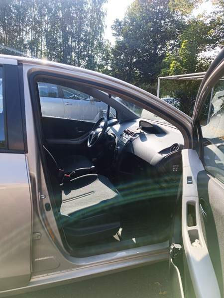 Toyota Yaris Kuopio - valokuva 5