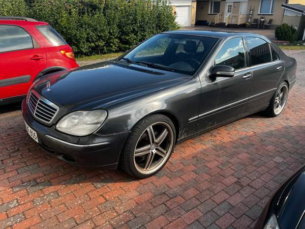 Mercedes-Benz S Glebychevo - valokuva 1