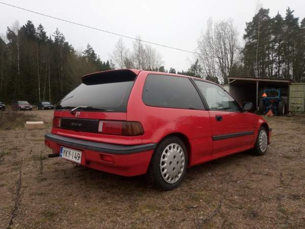 Honda Civic Turtkul - valokuva 3