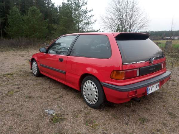 Honda Civic Turtkul - valokuva 5