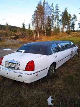 Lincoln Town Car Ювяскюля