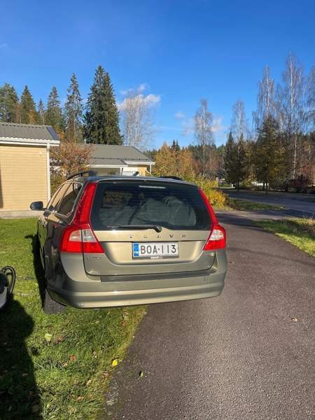Volvo V70 Glebychevo - valokuva 3