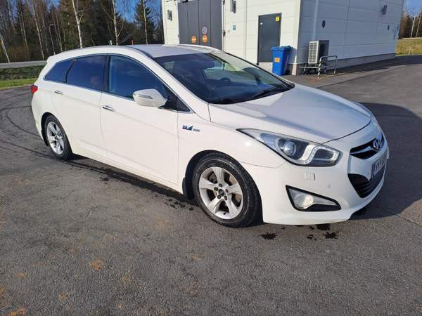 Hyundai i40 Oulu - valokuva 3
