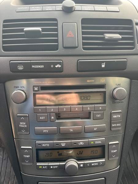 Toyota Avensis Эспоо - изображение 7