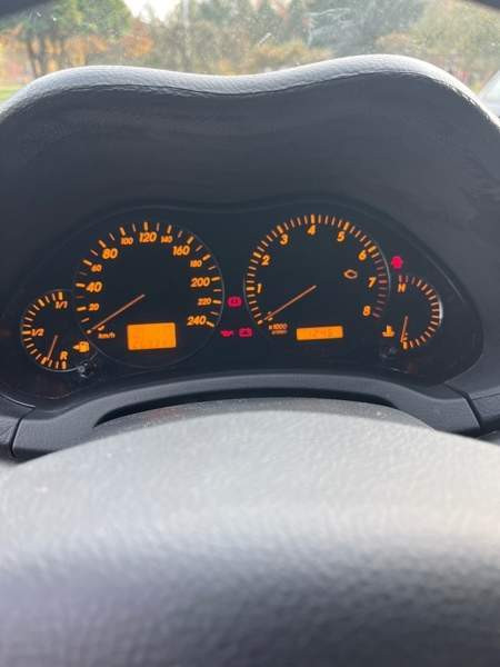 Toyota Avensis Эспоо - изображение 8