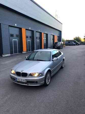 BMW 323 Helsinki