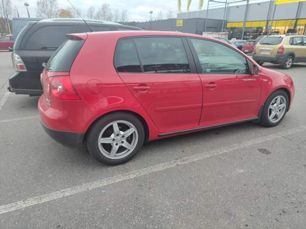 Volkswagen Golf Kouvola - valokuva 3